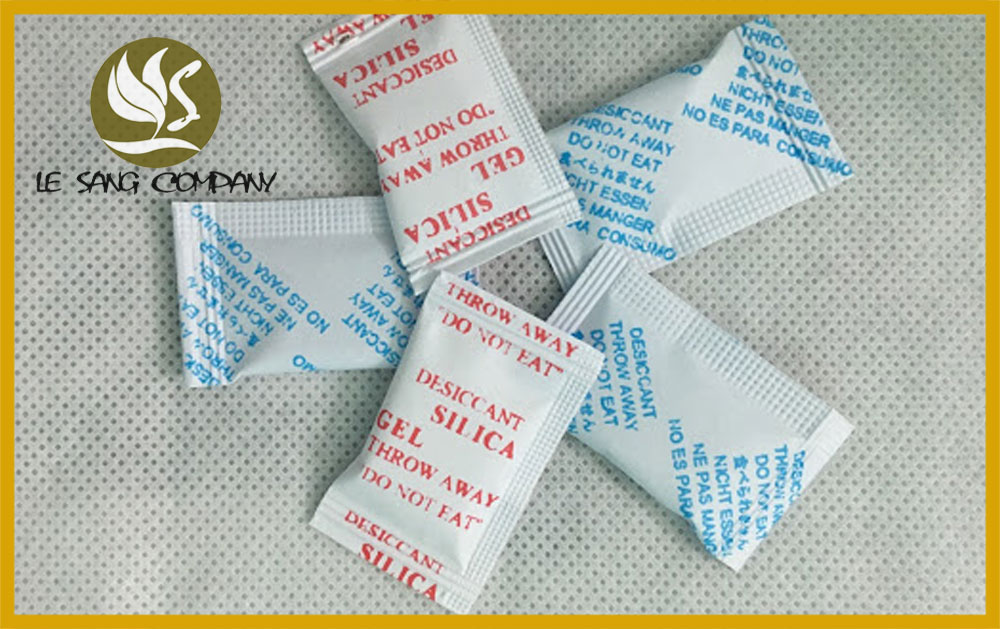 Chó ăn gói hút ẩm có sao không? Cách xử lý khi chó bị ngộ độc Mua gói hút ẩm chính hãng