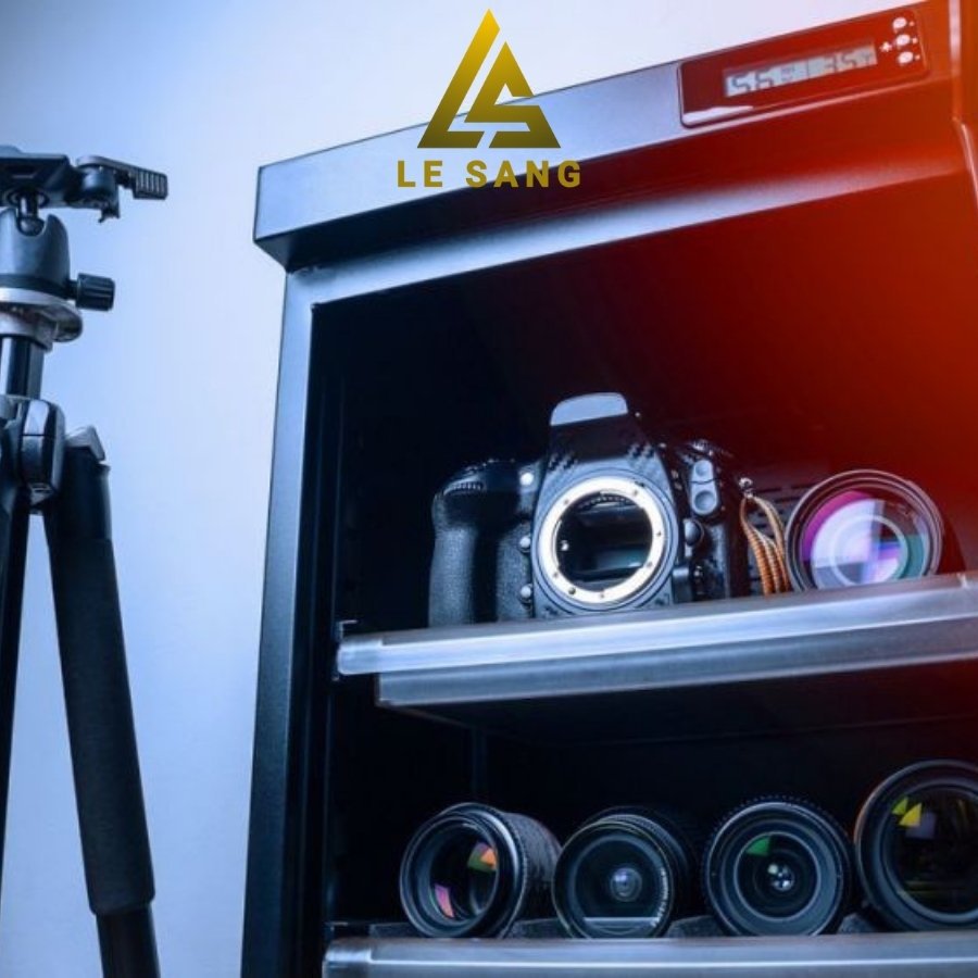 tu-hut-am-cua-may-anh-su-dung-the-nao